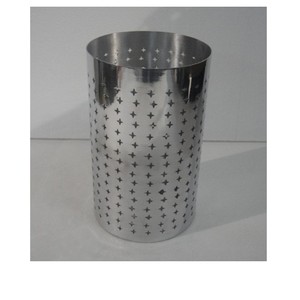 Disponible para el hogar decorativo T-Light portavelas forma cilíndrica decorativa Metal grabado votivo para uso en decoración de Navidad - Product Image 1