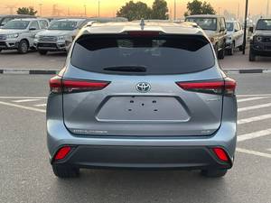 Toyota Highlander XLE Hybrid SUV 2.5L del 2021 usata, fari a LED, 5 posti, climatizzatore automatico, guida a sinistra |   Pronto per l'esportazione - Product Image 6