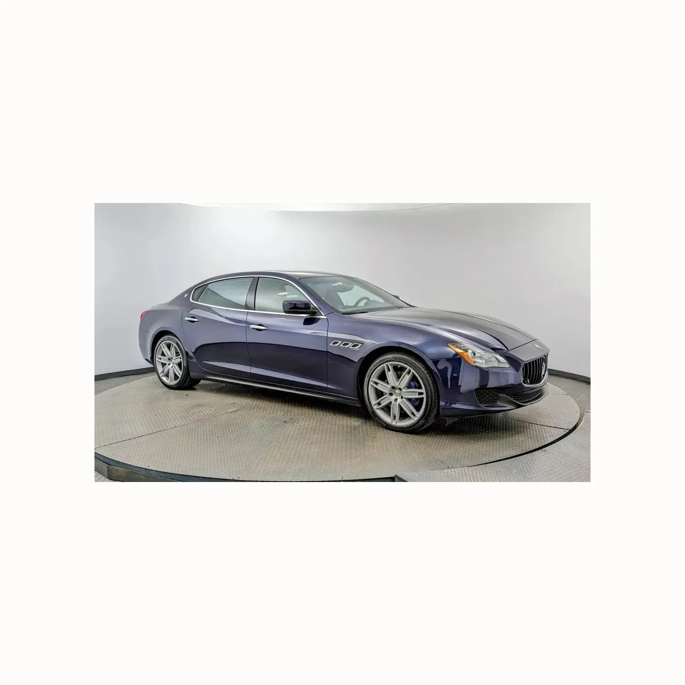 Vehículos de calidad Precio para COMPRAR en línea Todas las series Usado barato Ventas CALIENTES Bajo kilometraje Venta Coches Más alto 2016 MASERATI QUATTROPORTE