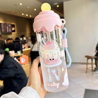 Bouteille d'eau créative WBC28 pour enfants, motif crème glacée, avec sangle, grande capacité, gobelet en plastique avec paille pour l'école et les voyages d'été
