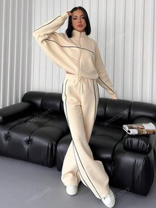 Women Y2K Tracksuit Rhinestone <b>Hoodie</b> and Flared Pants Retro Fashion Two Piece Set Wholesale Supplier - Product Image 5