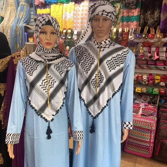 Penjualan Laris Thobe Pria dengan Bahan Katun dan Linen Leher V Lengan Panjang Muslim Kasual Muslim Dubai Jubah Pria