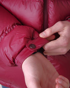 Chaqueta acolchada de calidad superior personalizada para hombre, elegante cuello levantado con capucha para invierno, estilo de calle principal - Product Image 4