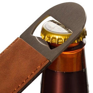 Apribottiglie HXY personalizzato moderno in acciaio inossidabile e similpelle con incisione laser, bomboniera personalizzata per matrimonio - Product Image 2