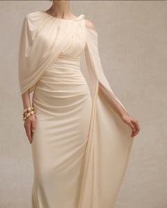 Robe de soirée longue de luxe, chic et sophistiquée, fabriquée au Vietnam - Product Image 2