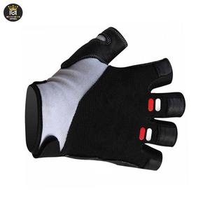 Gants de gymnastique haltérophilie légers demi-doigt de qualité superbe fabriqués en usine taille adultes gants de gymnastique haltérophilie - Product Image 4