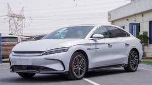 HA N B Y D HA N 701 FLAGSHIP EV Modèle 2025 Véhicule Électrique à Quatre Roues Motrices Autonomie 501-600km Puissance 300KW pour Importation Japon - Product Image 4