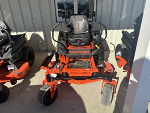 Cortadora de Césped Autopropulsada Bad Boy Maverick 5400 2026, Eléctrica y a Gasolina, con Funciones de 4 y 2 Tiempos para Cortar el Césped - Product Image 4