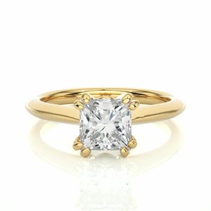 Bague de fiançailles solitaire sertie de diamants taille princesse pour femmes - Product Image 2