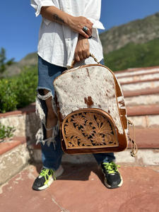 กระเป๋าเป้หนังวัวขนเฟอร์มือแฟชั่นมีสไตล์ใหม่กระเป๋าสะพายหลังหนังแกะมีสไตล์สไตล์ตะวันตก - Product Image 4