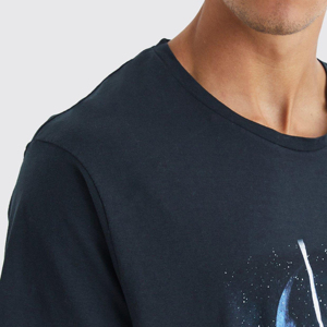 Camiseta deportiva de algodón de alta calidad con cuello redondo para hombre, nuevo diseño de moda con impresión de logotipo personalizado - Product Image 5