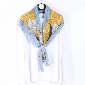 Robe Abaya pour femmes, nouvelle collection 2022, finition soie, foulard de créateur, luxe, grande taille, respirante, personnalisable, printemps été - Product Image 1