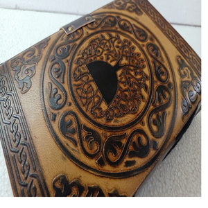 Hecho a mano personalizado profundo en relieve de cuero diario estrella en relieve portátil y hecho con papeles de algodón - Product Image 1