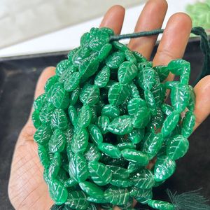 ลูกปัดหินโค้งแก้วสีเขียว - Product Image 3