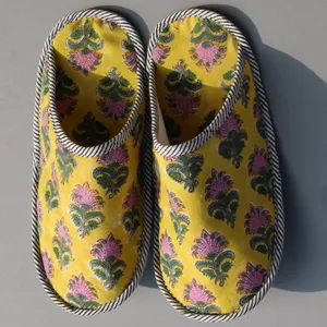 Nouvel arrivage 100% coton avec coutures horizontales sur toute la surface de la maison, de la chambre à coucher, pantoufles d'hiver - Product Image 1