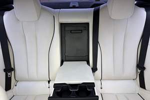 BMW Alpina B6 Gran Coupé 2017 Usado, 600 hp, Motor V8 Twin-Turbo, Tracción en las Cuatro Ruedas, Paquete Ejecutivo, Color Negro Rubí Metálico - Product Image 5