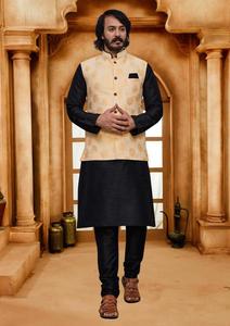 Collections de vêtements pour hommes de créateurs indiens pour la fabrication de mariages et la vente en gros de robes et de kurtas pour l'occasion - Product Image 4