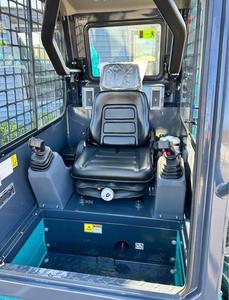 ENVÍO GRATUITO SUNWARD SWTL 3230 Cargador Compacto con Certificación EPA y CE, Cilindro Hidráulico Eaton, Motor Principal, Bomba, Caja de Cambios, Engranaje, PLC - Product Image 3