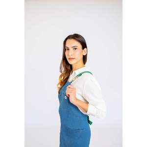 Delantal Vaquero Pedra Lavagem Verde Denim, un estilo campestre elegante con efecto de lavado verde - Product Image 4