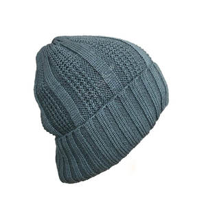Venta caliente gorros de invierno para adultos tamaño personalizado patrón de puntos de color sólido tela común al por mayor OEM estilo de calle - Product Image 1
