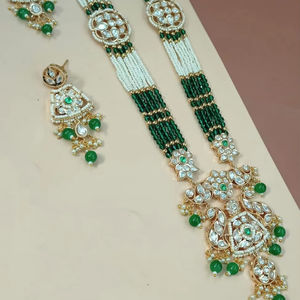 Pendentif indien fantaisie Long Motipearl Mala Drop & Pachi Kundan traditionnel ton or perle pendentif collier boucle d'oreille ensemble femmes et fille - Product Image 1