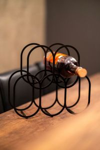 Présentoir à vin en métal personnalisé Derniers arrivages Porte-bouteille de vin au design victorien Article décoratif Vente en gros Meilleur prix - Product Image 4