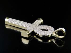 Colgante de diamante de moissanita estilo cruz cristiana en plata S925 El mejor regalo de compromiso de boda para hombres y mujeres - Product Image 4