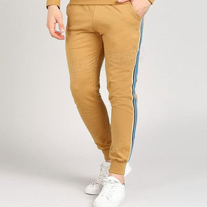 Top Trending Slim Fit Hombres Chándal OEM Servicio Hombres Chándal Mangas largas y tela ligera Hombres Chándal - Product Image 4