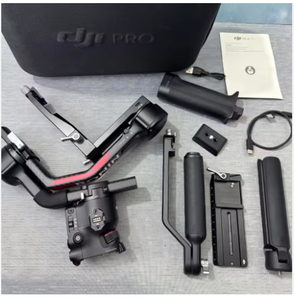 Estabilizador de Mano Profesional de Alta Calidad RS4 Pro, Capacidad de Carga Útil de 4.5 kg, Estabilización de Imagen 3D, Seguimiento Facial, Plástico - Product Image 1