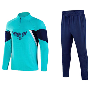 Ensemble de survêtements d'entraînement de football pour hommes avec logo personnalisé imprimé par sublimation 100% polyester manches complètes respirant et séchage rapide - Product Image 2