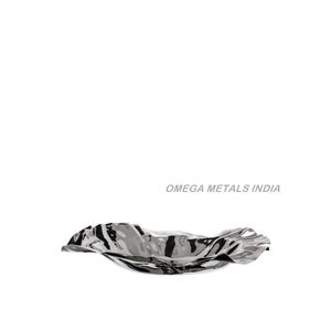 Bol de service décoratif en métal argenté de haute qualité avec un design de vague moderne Forme incurvée élégante Parfait pour les repas et l'affichage - Product Image 4