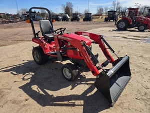 Nouveau tracteur Massey Ferguson GC1725M 25HP 4WD avec godet de chargement de 49 pouces - Product Image 6