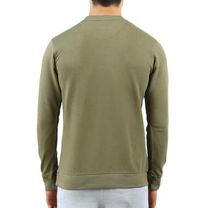 เสื้อสเวตเตอร์คอกลมสำหรับผู้ชายสีเขียวมะกอกผ้าฟลีซนุ่มปักโลโก้ด้านหน้าผลิตตามสั่งสำหรับฤดูหนาว - Product Image 4