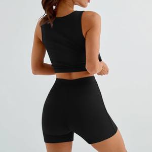 Venta al por mayor de ropa deportiva de gimnasio de alta intensidad para las mujeres de cuello alto de yoga camisetas sin mangas sujetadores deportivos acolchados dobladillo largo estampado de yoga Tallas grandes - Product Image 2
