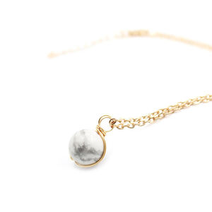 Collier en pierre précieuse Howlite ronde - Collier à breloques fait à la main - Bijoux en gros - Argent 925 - Product Image 1