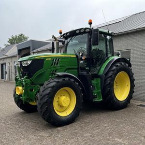 Tractor de Ruedas John Deere 6145R de Alto Rendimiento |   Máquina Agrícola 4x4 de 8 HP |   Modelo 2020 |   Maquinaria Agrícola Usada con Pocas Horas de Uso |   para - Product Image 6