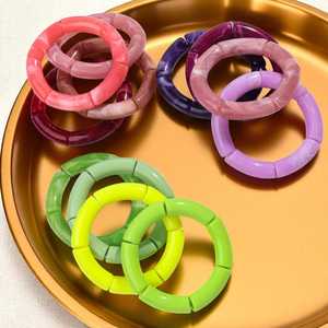 Brazaletes de resina artesanal con flores secas reales, joyería única y llamativa para mujer - Product Image 3