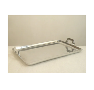 Bandeja de servicio redonda moderna de aluminio en color amarillo para uso en fiestas, bodas y cumpleaños y a la venta - Product Image 1