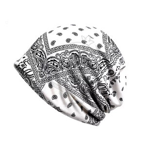 Gorros de impresión digital personalizados con tarifa al por mayor que reflejan su estilo único y lo mantienen cómodo durante toda la temporada - Product Image 5