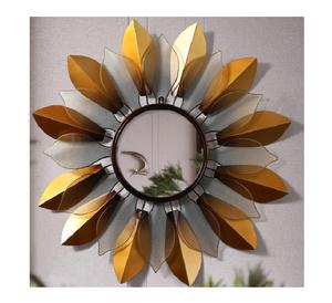 Miroir mural en métal de qualité supérieure Forme et taille personnalisées Miroir décoratif fait main Dernière arrivée Miroir mural suspendu - Product Image 3