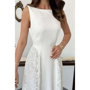 Robe Off-White avec jupe latérale en dentelle - Ecru - Product Image 4