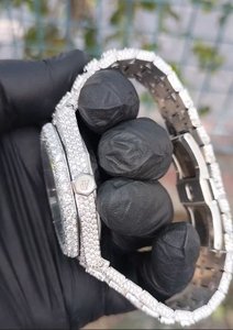 Lujoso reloj de esfera analógica de cuarzo personalizado para mujer automático VVS Moissanite diamante banda de acero inoxidable cristal moda de lujo - Product Image 3