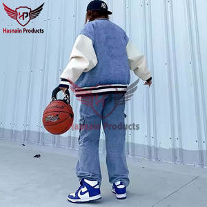 แจ็คเก็ตขนแกะสำหรับมหาวิทยาลัยของผู้หญิงผ้าคอตตอนปักลายระบายอากาศได้ดีทำจากปากีสถาน - Product Image 3