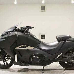 Motocicletas Deportivas Honda NM4 2025 Nuevas de Marca Reconocida con 3 Años de Garantía, Origen Estadounidense - Product Image 1