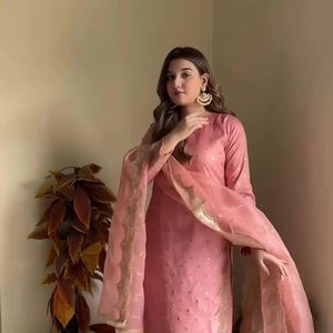 Lancement d'un costume de style lourd Collection de costumes lourds Roman Silk Heavy Sequence Embroidery Work Top & Palazzo With Organza Dupatta - Product Image 1