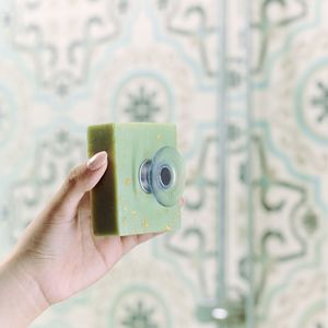 Dispensador de jabón fácil de instalar para ducha y fregadero con capacidad de carga de 200g del vendedor de origen alemán - Product Image 1