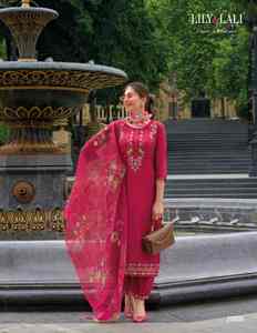 เครื่องแต่งกายดีไซน์สวยสำหรับผู้หญิงกางเกงเคอร์ติผ้าไหมมิลานและผ้าโปร่งพิมพ์ลาย - Product Image 5