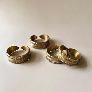 Servilletero de flores doradas de lujo, diseño de flor esmaltada, de Metal servilletero, decoración de mesa para fiesta de boda, accesorio de comedor elegante - Product Image 3