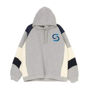 Sudaderas con capucha cortas de manga recortada para mujer personalizadas Mangas completas Estilo único Ropa de gimnasio Sudadera con capucha recortada para mujer - Product Image 4