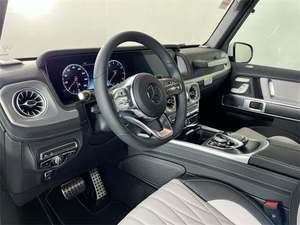 รถยนต์มือสอง ปี 2022-2024 G-Class G 550 4MATIC SUV ล้อแม็ก R18 เบาะหนัง ภายในสีเข้ม เกียร์อัตโนมัติ กล้องมองหลังซ้าย หลังคาซันรูฟ - Product Image 5